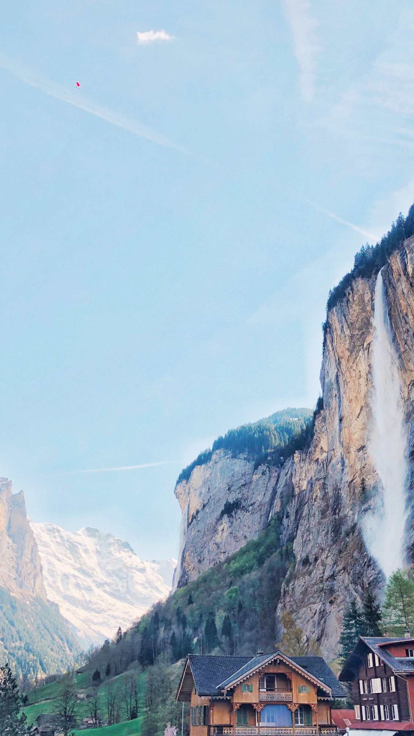 Staubbach Falls and the Swiss Alps in Lauterbrunnen, Switzerland.